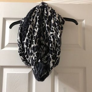 Cheetah Infinity scarf